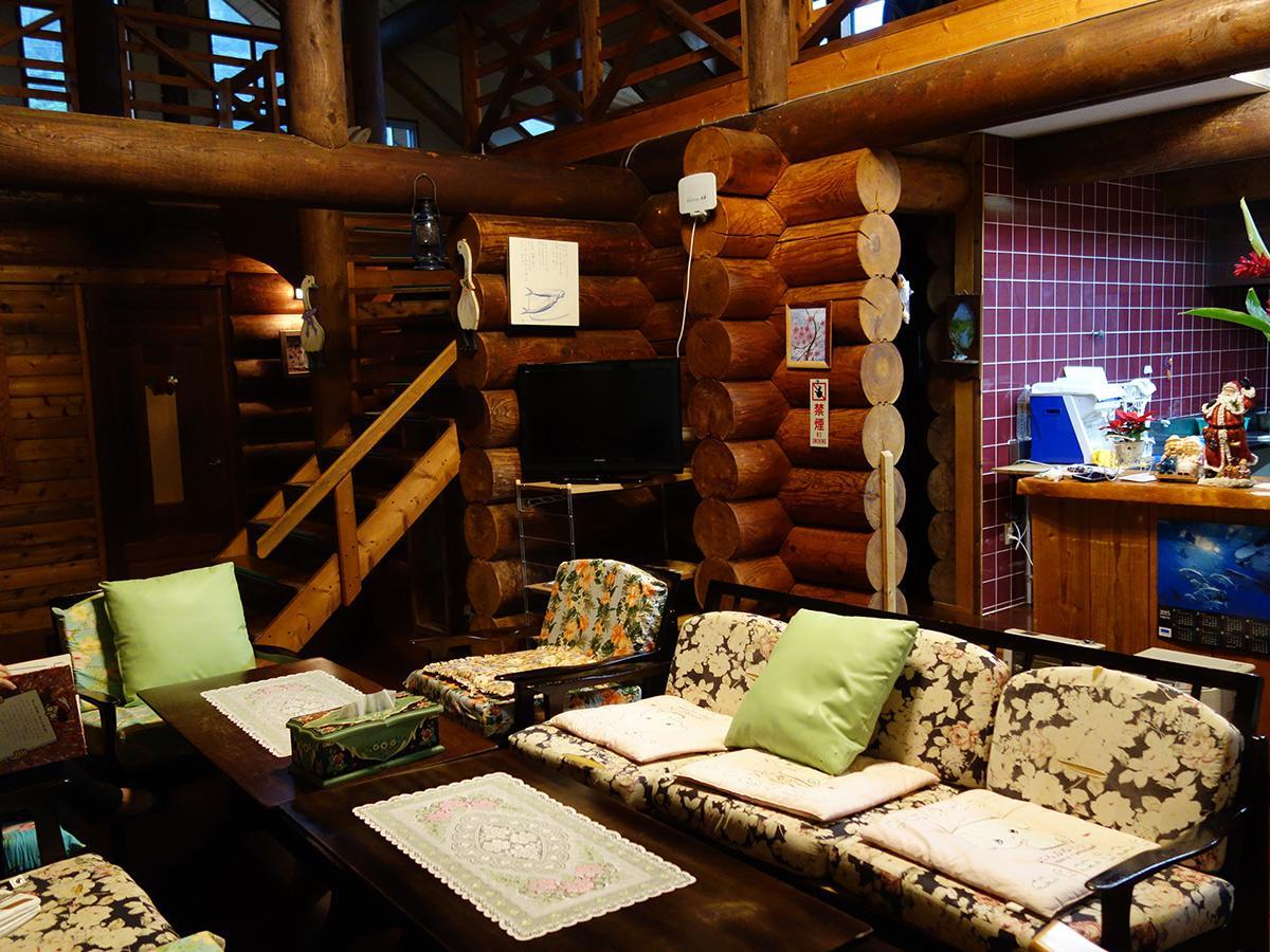 Log Pension Izumigamori Motobu Exterior photo